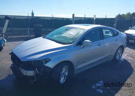 2019 Ford Fusion Hybrid Titanium from USA, damaged, VIN 3FA6P0RUXKR141565